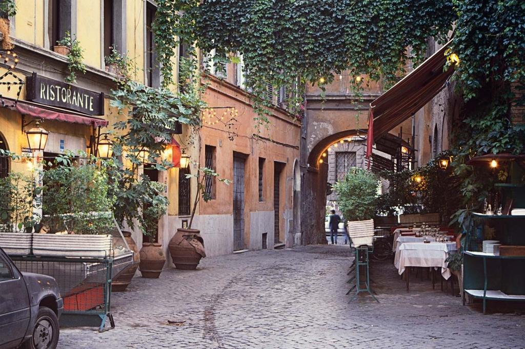 Velvet Trastevere Apartment Rome Room photo